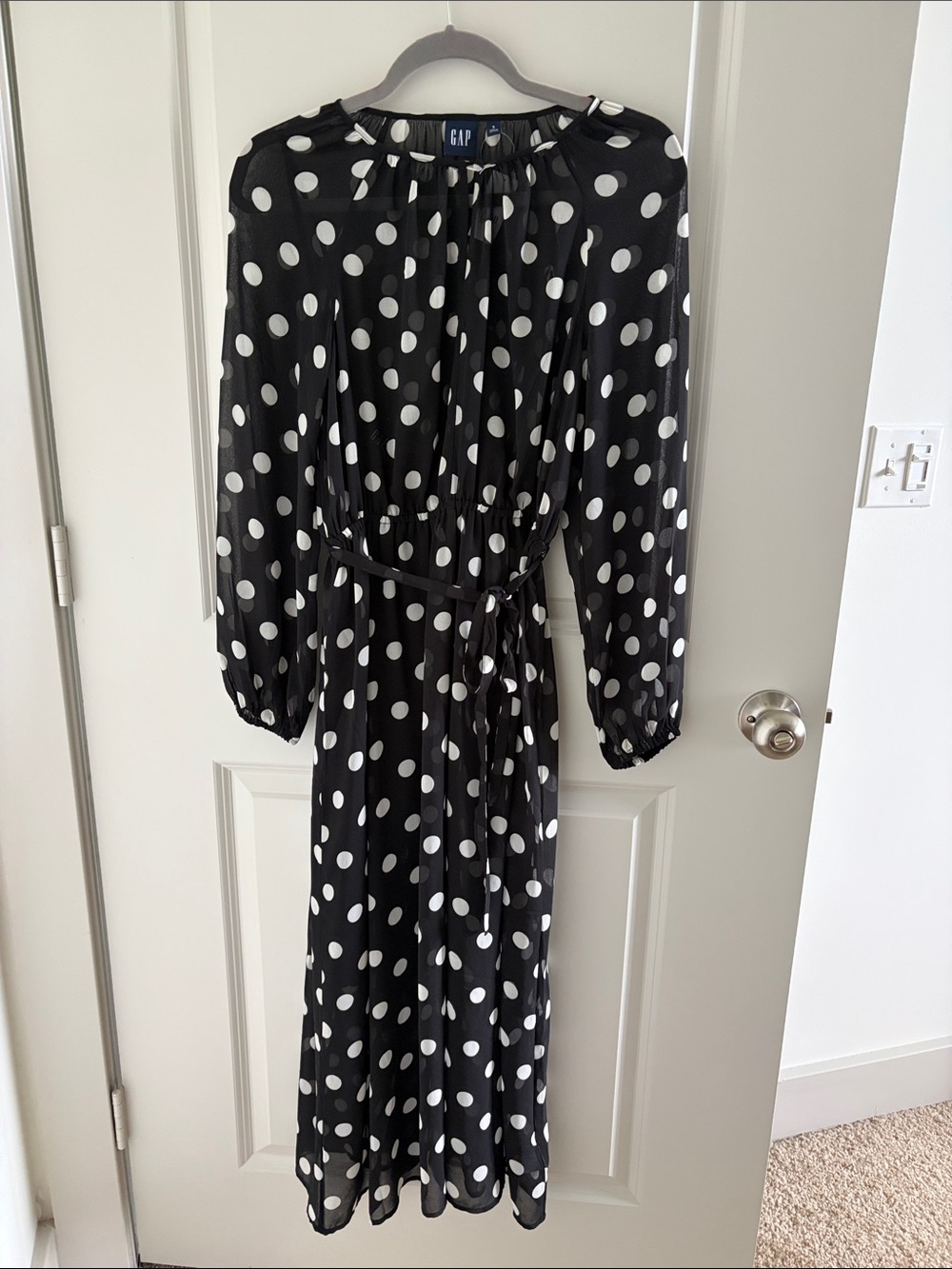 GAP Black and White Polka Dot Long Sleeve Maxi Dress